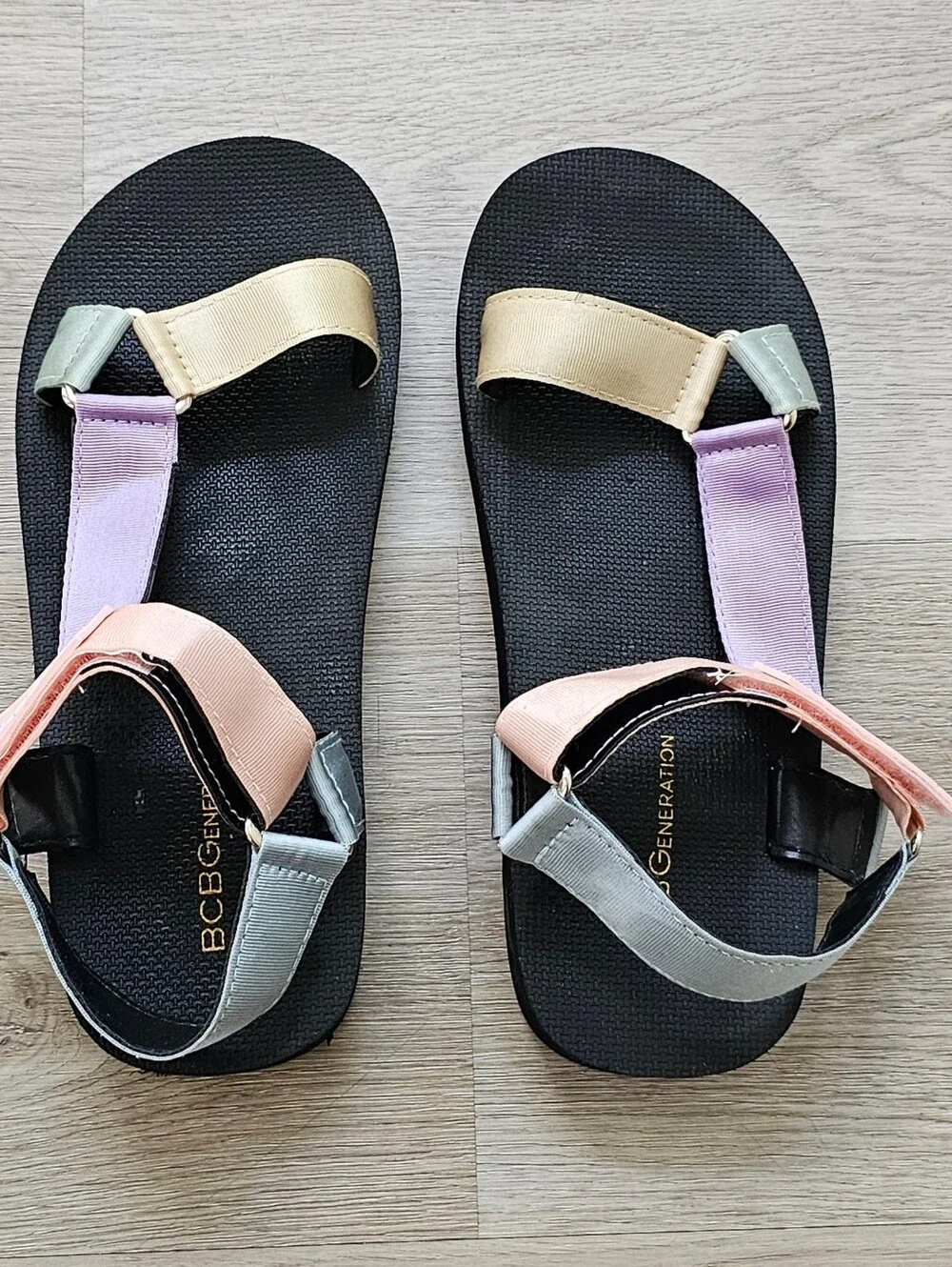 BCBGeneration women’s sandals